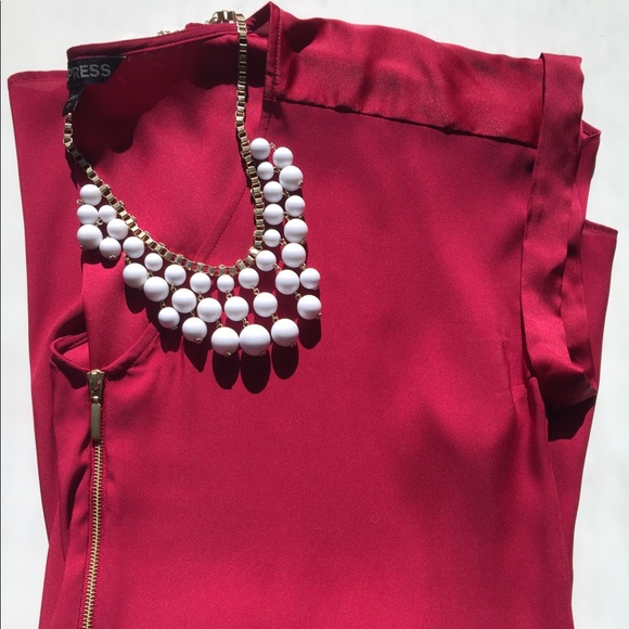 Express Tops - Express Maroon Zip Top